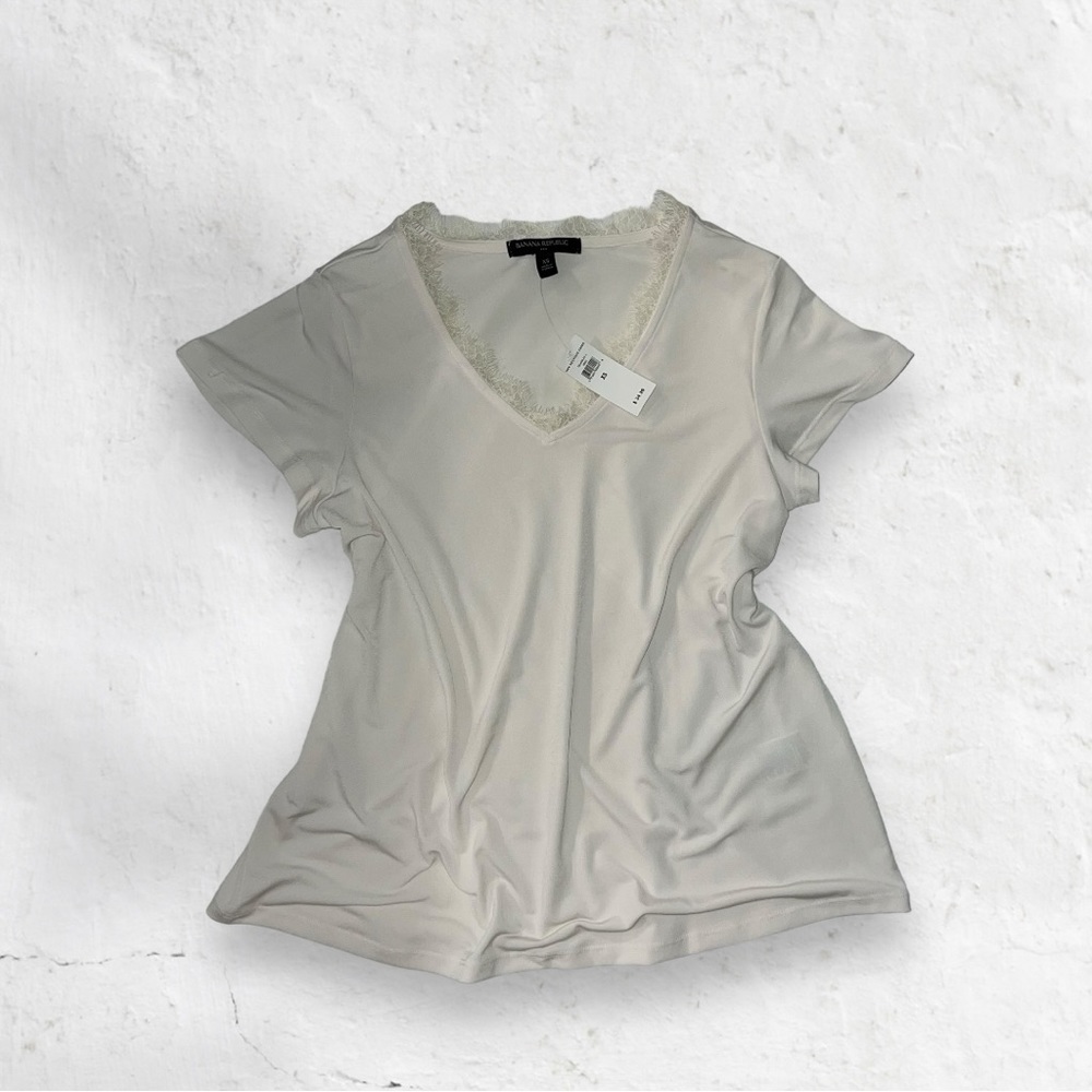 banana republic ivory lace trimmed blouse